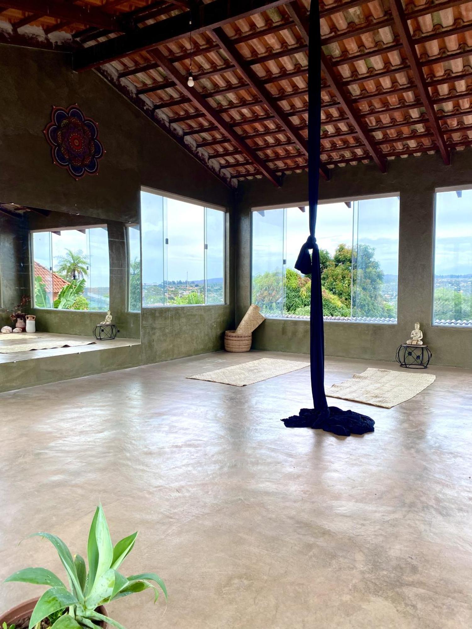 Private Cosmic Villa! 2 Homes, Yoga Room & Jacuzzi! Alto Paraíso de Goiás Exterior foto